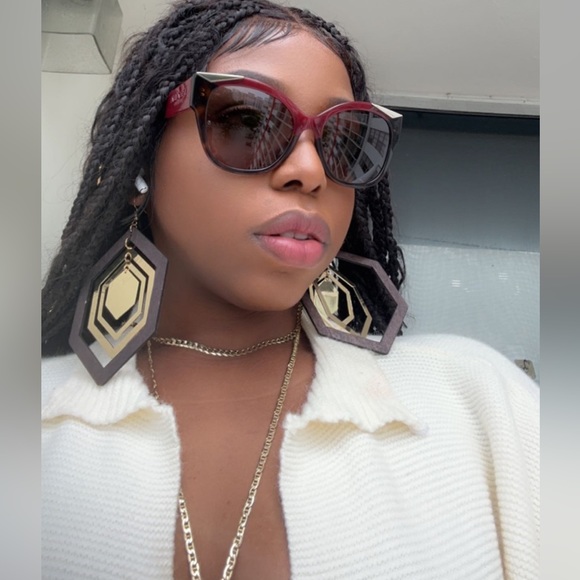 Authentic New Dark Brown Cat Eye Ladies Sunglasses PR 02WSF 07C0D1 56 - Picture 4 of 13